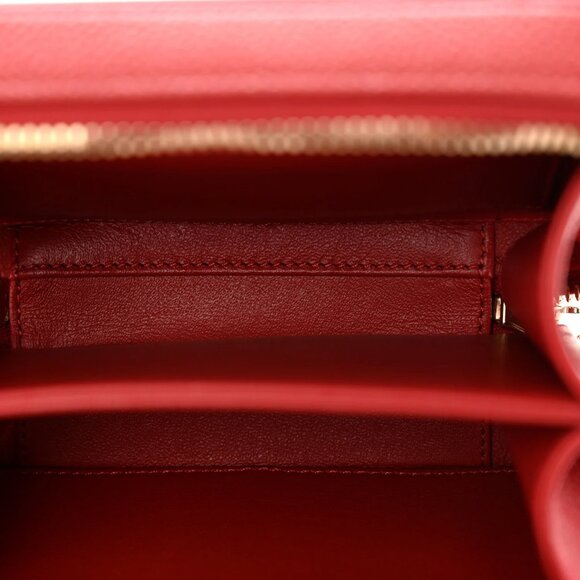 Chanel Caviar Quilted Filigree Vanity Case Clutch With Chain Red Crossbody - Picture 6 of 7